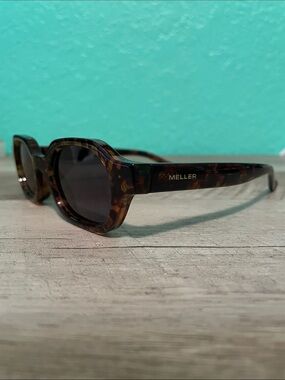 Meller Women's Tortoiseshell Sunglasses - Brown
